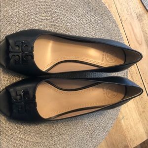 Tory Burch peep toe pump. Brand new never worn.